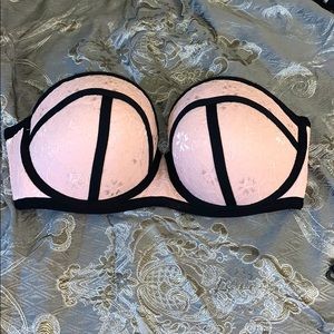 Beautiful style bras worn once!!